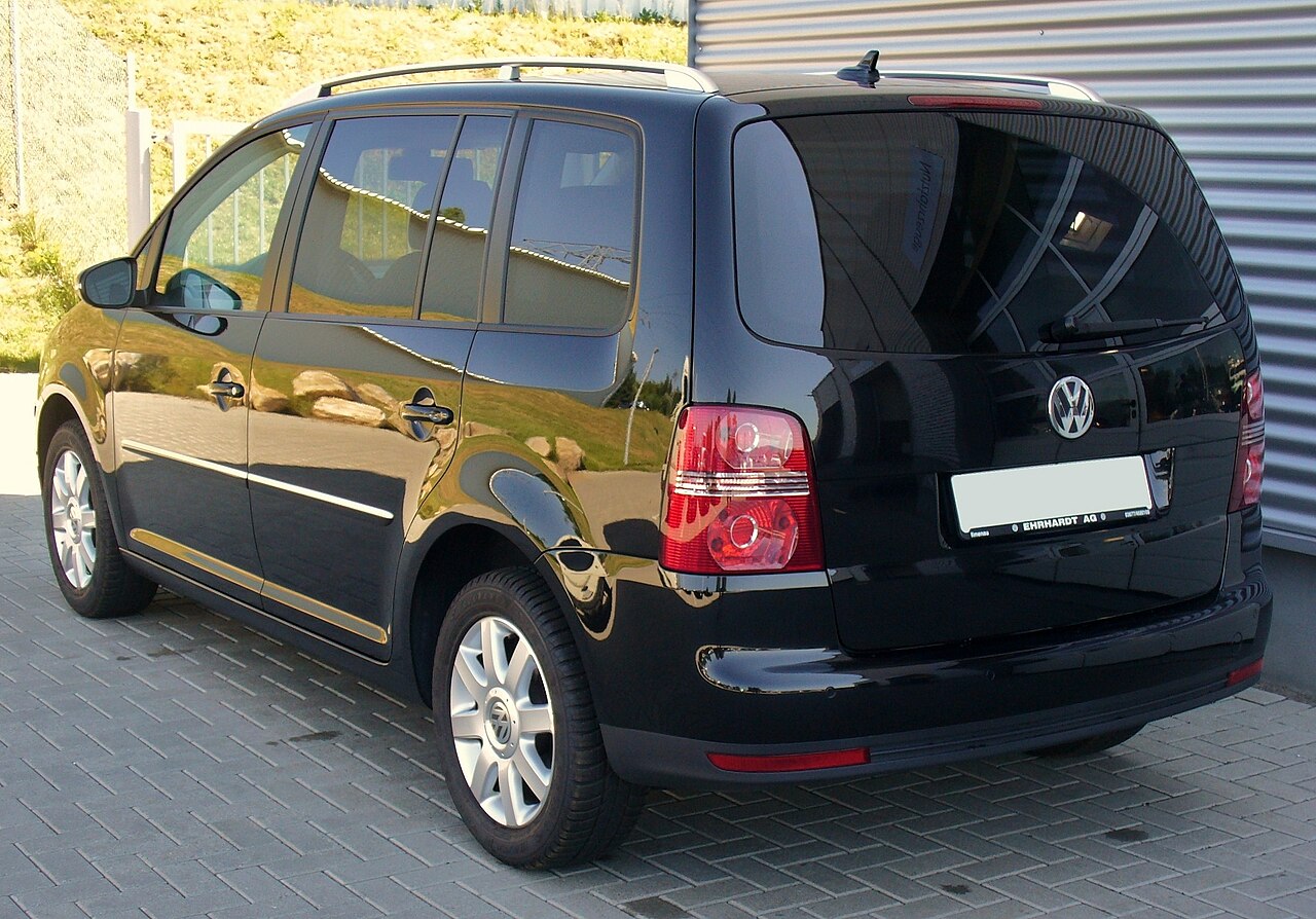 VW Touran 2.0 TDI DSG automatic review