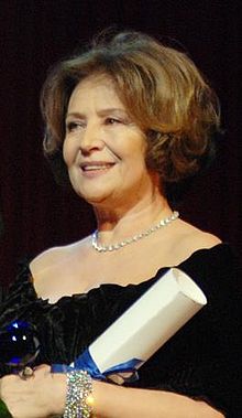 Vášáryová at the 2011 Bratislavský bál, honored with the Bratislavian Blueberry Award