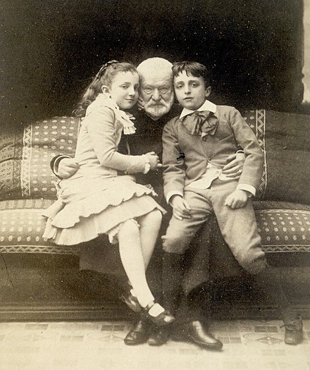 Hugo with his grandchildren Jeanne and Georges, 1881