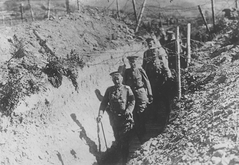 File:Western front Kaiser in trench 1918-04-04.jpg