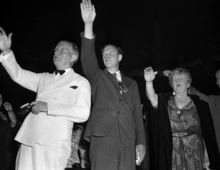 Sen. Burton Wheeler, Charles Lindbergh, and Norris make Nazi salute at America First rally.  (Photo Getty Images)