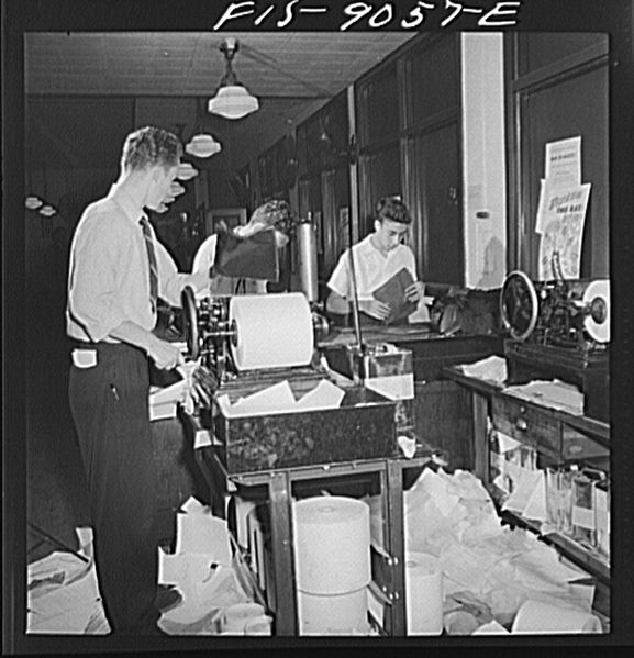 File:Wire room of the New York Times newspaper.8d22708v.jpg