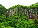 Yonako Falls: Gongen Falls (L) from Mt. Azumaya and Fudo Falls (R) from Mt. Neko