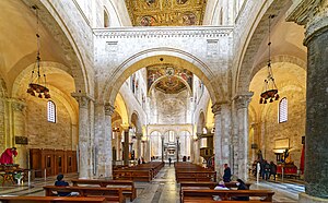 Basilika San Nicola: Geschichte, Lage, Architektur