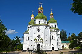 Catedral de San Nicolás en Nizhyn (1653), uno de los primeros monumentos arquitectónicos del barroco Mazepa