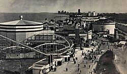 1933 Cyclone Roller Coaster Chicago Century of Progress.jpg