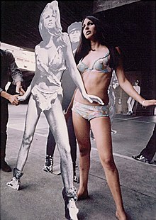 Fur bikini of Raquel Welch - Wikipedia