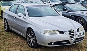 2005 Alfa Romeo 166 Silver.jpg