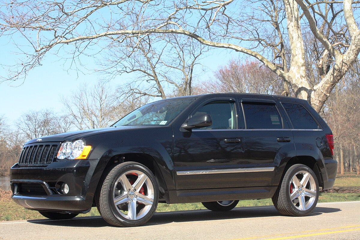 Jeep Grand Cherokee srt8 2011