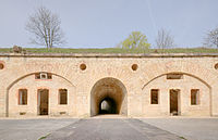 Façade d'un des casernement.