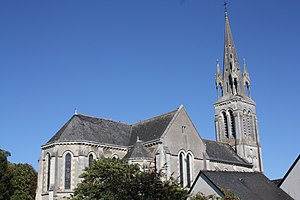 2011 France Contigné église.jpg