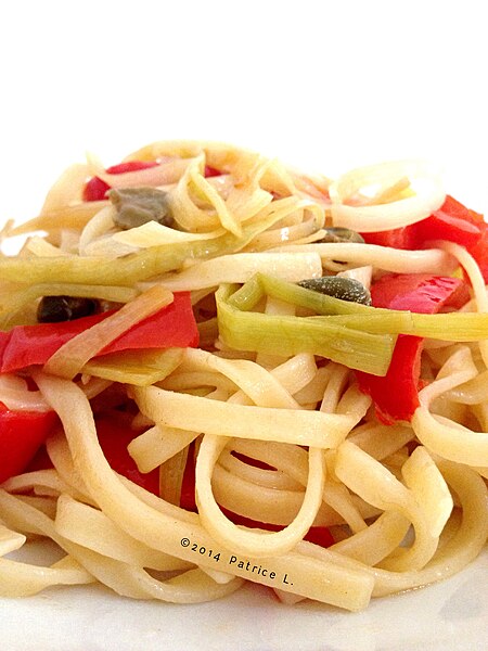 File:3p Pasta Porri Peperoni (65019399).jpeg