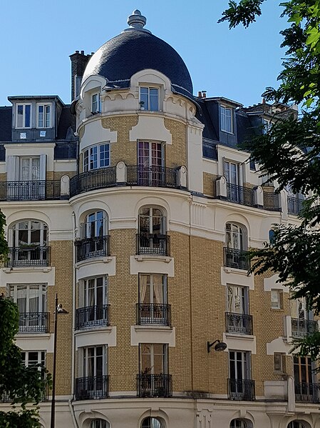 File:8 rue de la Mission-Marchand Paris.jpg