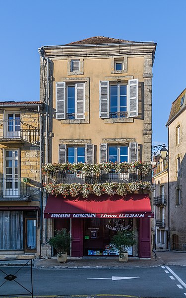 File:9 Rue de la Breche in Belves.jpg