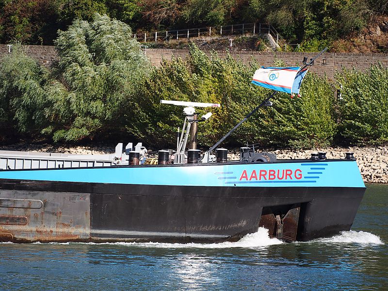 File:Aarburg (ship, 2004) ENI 04803200 on the Rhine at Oberwesel pic9.JPG