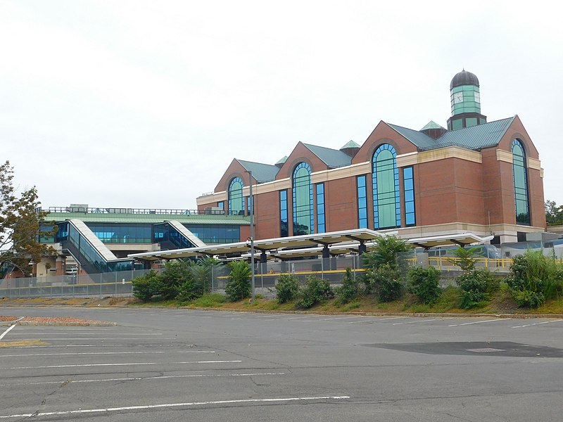 File:Albany-Rensselaer Station (44720954621).jpg