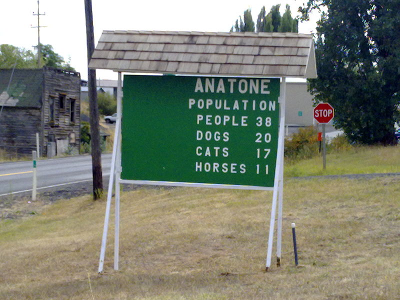 File:Anatone, WA 2010.jpg