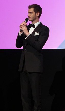 Andrew Garfield at the Breathe premiere (37470499712) (cropped)