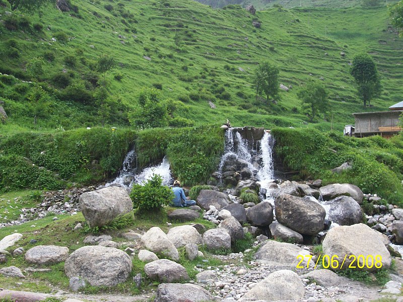 Ansoo Lake - Pakistan Travel Guide