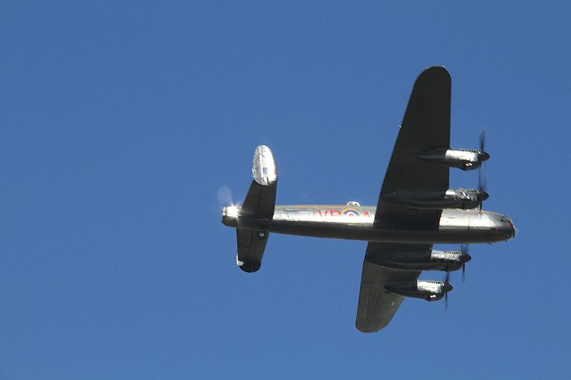 File:Avro Lancaster Mk X KB726 (16370738833).jpg