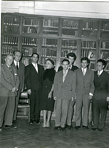 S desna na levo: Ivan Ivanji, Filip David, Danilo Kiš, Tugomir Brukner, Julija Najman, Zoran Đorđević, Ljubiša Jocić i Aron Alkalaj