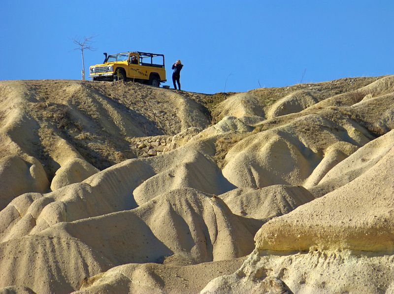 File:Bagildere Love Valley Cappadocia 1520080 1 2 Compressor HDR lvl Nevit.jpg