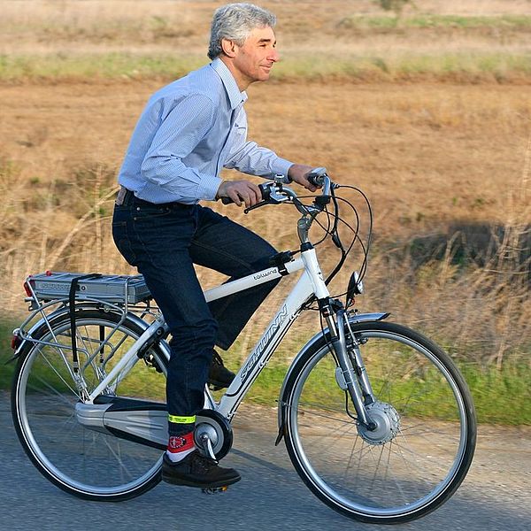 File:Barry on the Schwinn Tailwind (3248944250).jpg