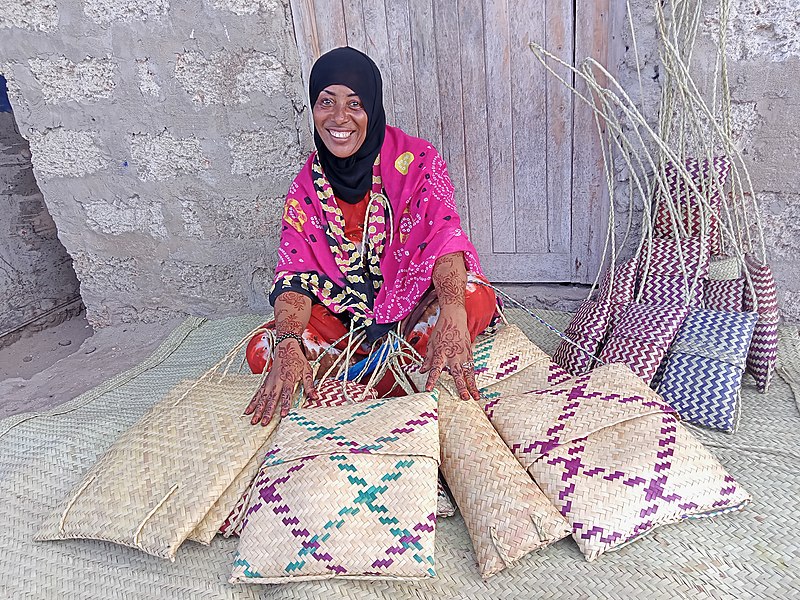 File:Basket Weaving.jpg