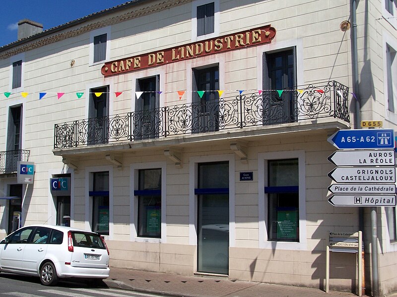 File:Bazas Publicité Café Industrie cours Ausone.jpg