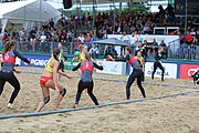 Deutsch: Beachhandball Europameisterschaften 2019 (Beach handball Euro); Tag 5: 6. Juli 2019 – Frauen, Platzierungsspiel für die Ränge 9–12, Deutschland-Polen 2:1 (22:23, 19:16, 7:6) English: Beach handball Euro; Day 5: 6 July 2019 – Placement Match/Cross Match for rank 9–12 Women – Germany-Poland 2:1 (22:23, 19:16, 7:6)