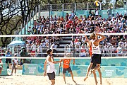 Deutsch: Beachvolleyball bei den Olympischen Jugendspielen 2018; Tag 8, 14. Oktober 2018; Mädchen, Achtelfinale – Mexiko-China 0:2 (15–21/16–21) English: Beach volleyball at the 2018 Summer Youth Olympics at 14 October 2018 – Girls Round of 16 – Mexico-China 0:2 (15–21/16–21)