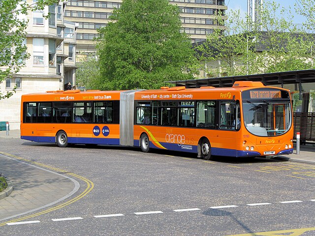 An articulated Wright Eclipse Fusion, bending as it drives round a corner at Bath of University, England, May 2008