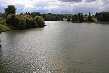 Blenheim Saray Parkı ve Gölü (6092901789) .jpg