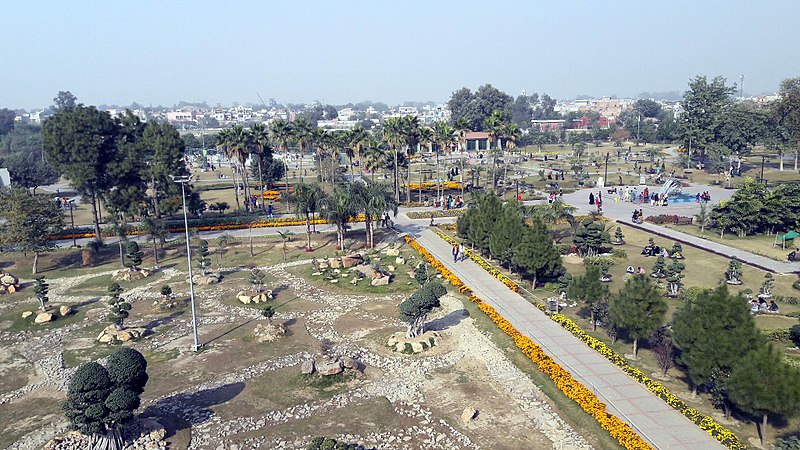 File:Botanical Garden Jallo, Lahore 29.jpg