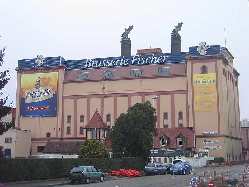 http://upload.wikimedia.org/wikipedia/commons/thumb/f/fb/Brasserie_fischer.jpg/800px-Brasserie_fischer.jpg