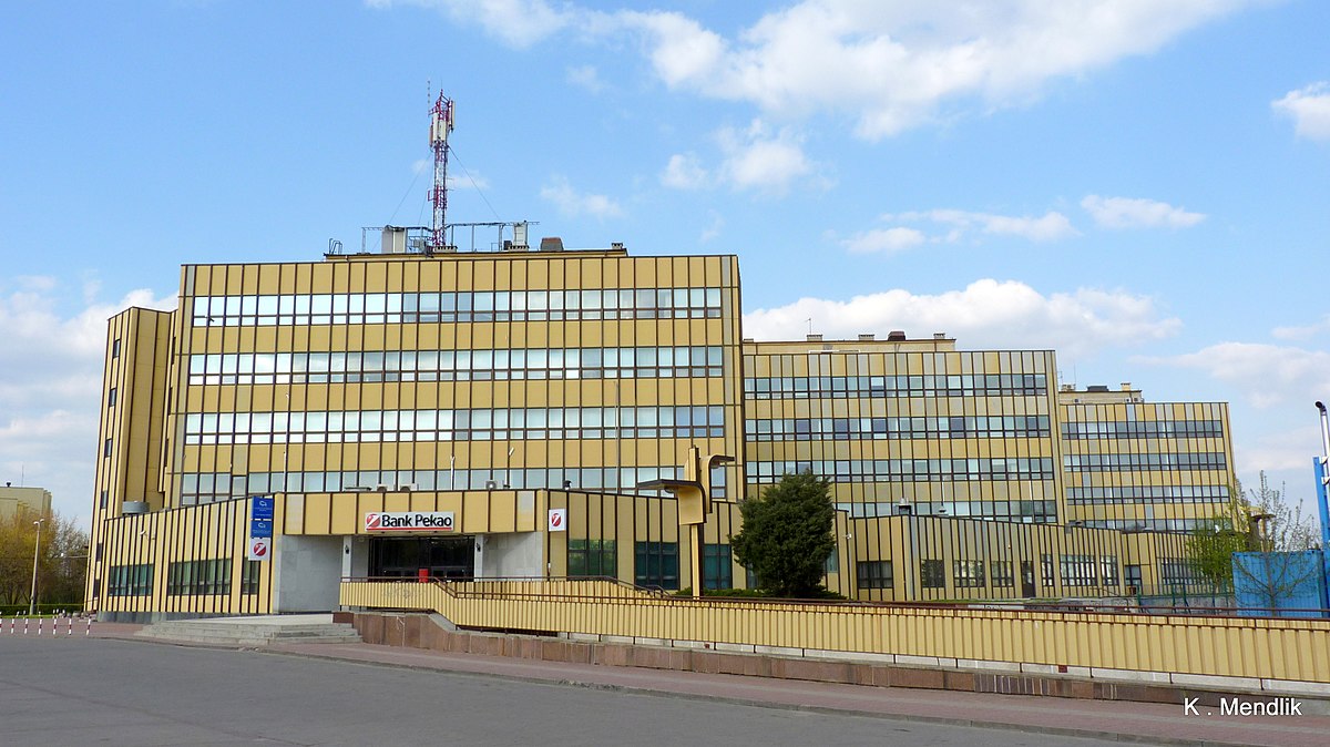 File Bydgoszcz Aleja Wojska Polskiego Widok Kompleksu Biurowego Bank Pzu I Urzad Skarbowy Panoramio Jpg Wikimedia Commons