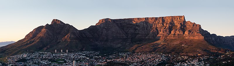 File:Cape Town Mountain.jpg