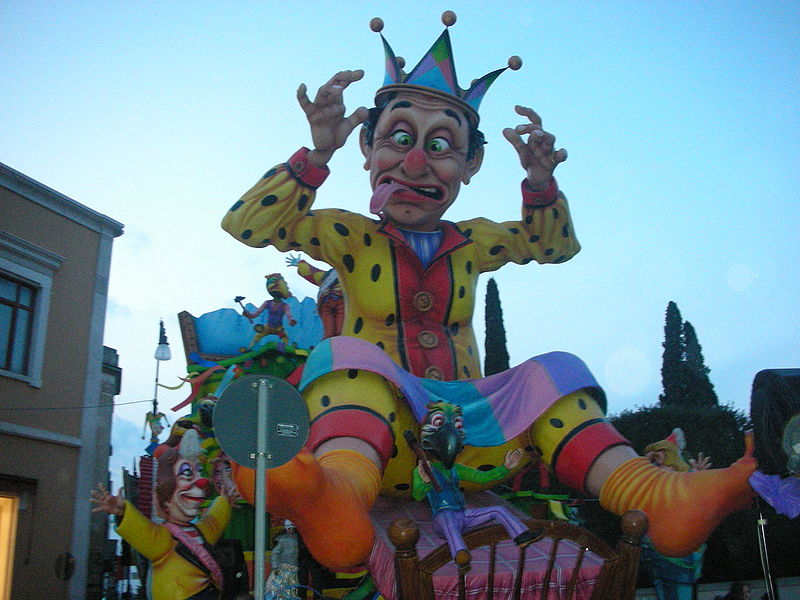 File:Carnevaleputignano0902.jpg