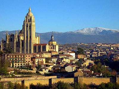 La catedral vista desde el Alcázar