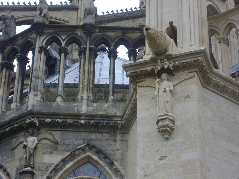 File:Cathédrale ND de Reims - chevet -3).JPG