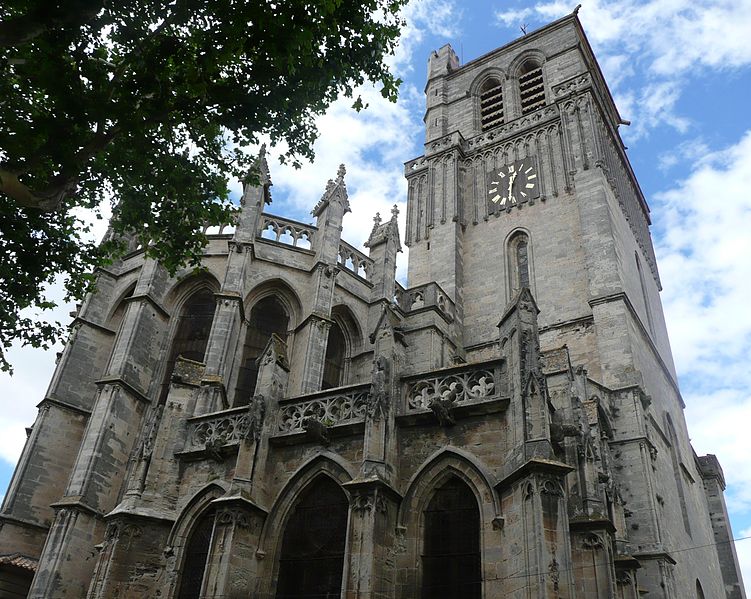 File:Cathédrale de Béziers,sacristie,abside et tour-clocher.jpg