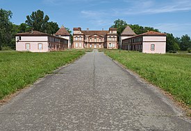 Château Bertier - 2016-05-21.jpg