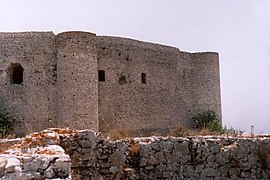 Chlemutsi-Castle-Sotos-03.jpg