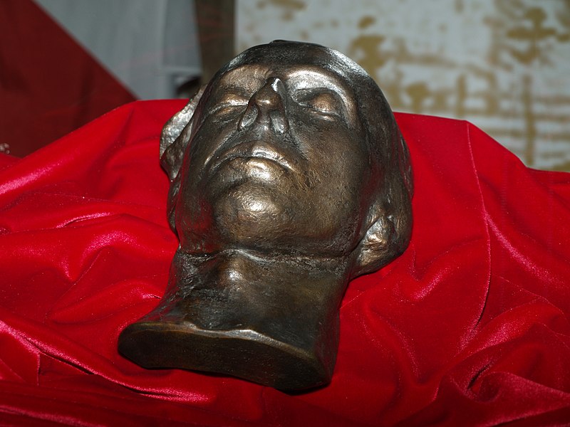 File:Chopin's death mask.jpg