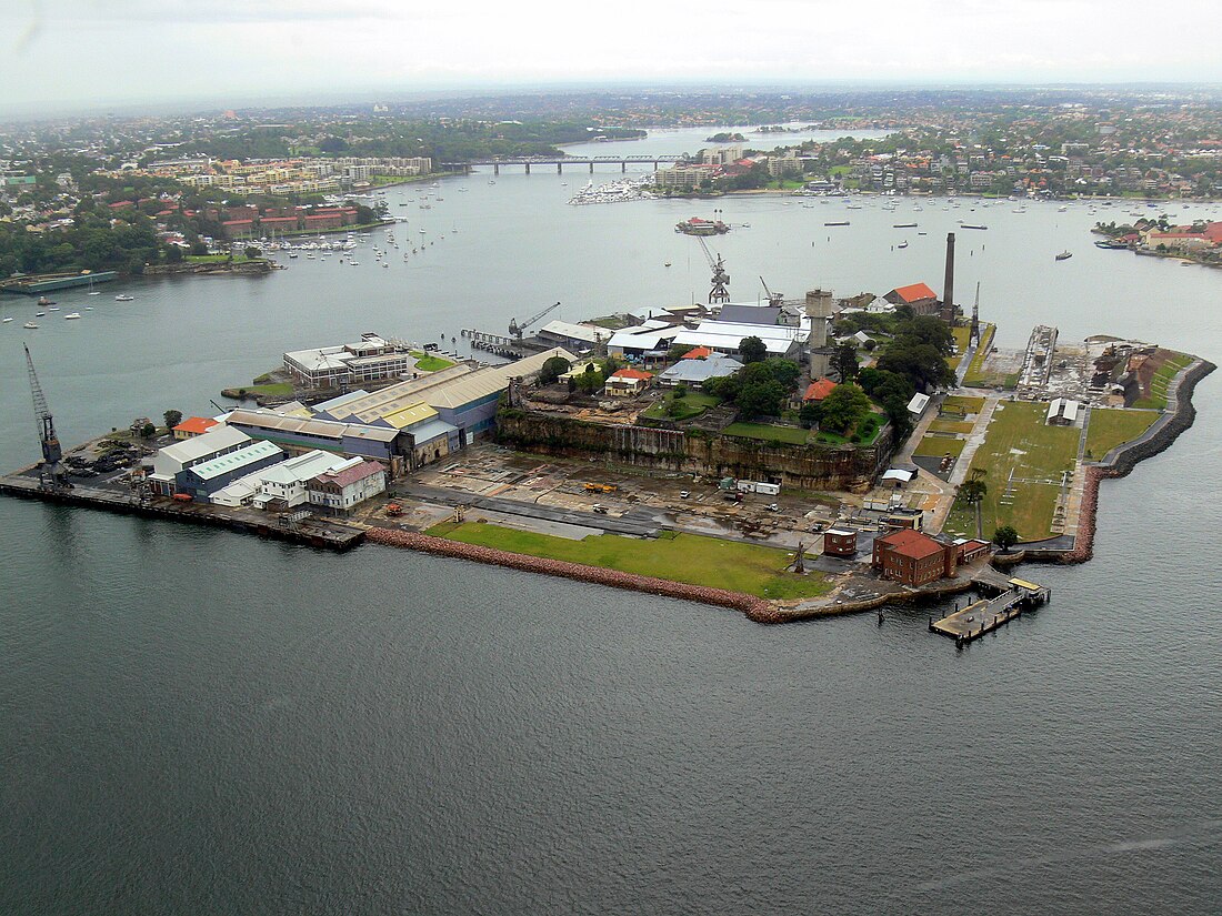 Cockatoo Island (pulo sa Ostralya, State of New South Wales, lat -33,85, long 151,17)