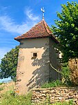 Une petite tour pittoresque à Colombier-en-Brionnais en Saône-et-Loire.