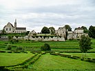 Crépy-en-Valois (60), rempart nord avec église St-Denis et abbaye St-Arnould (1).jpg