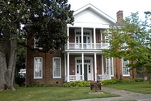 Elijah P. Curtis House in Metropolis, listed in the NRHP since 1978 [1]