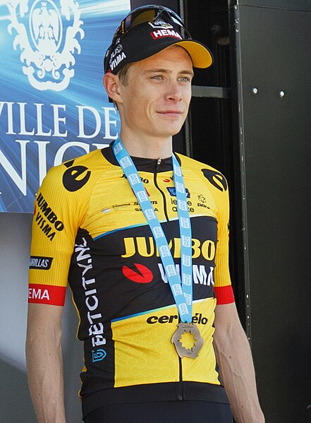 File:David Gaudu, Tadej Pogačar, Jonas Vingegaard, 2023 Paris-Nice (52929456925) (cropped2).jpg