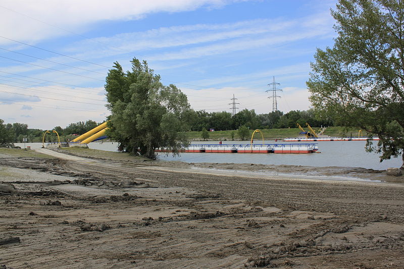 File:Donauinsel nach Hochwasser 2013 07.JPG